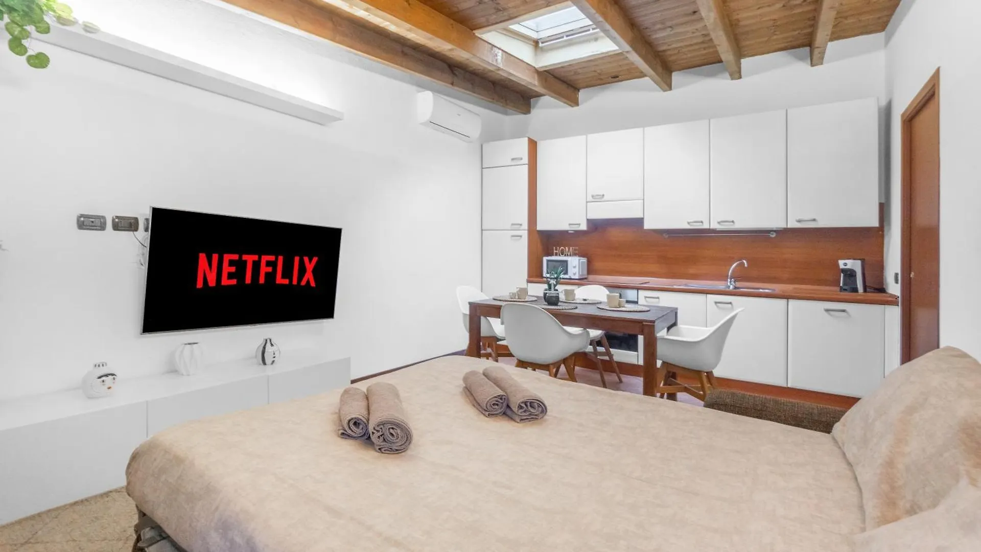 Tar5 -20 Minutes From Duomo- Design-Elegant Apartment Milan